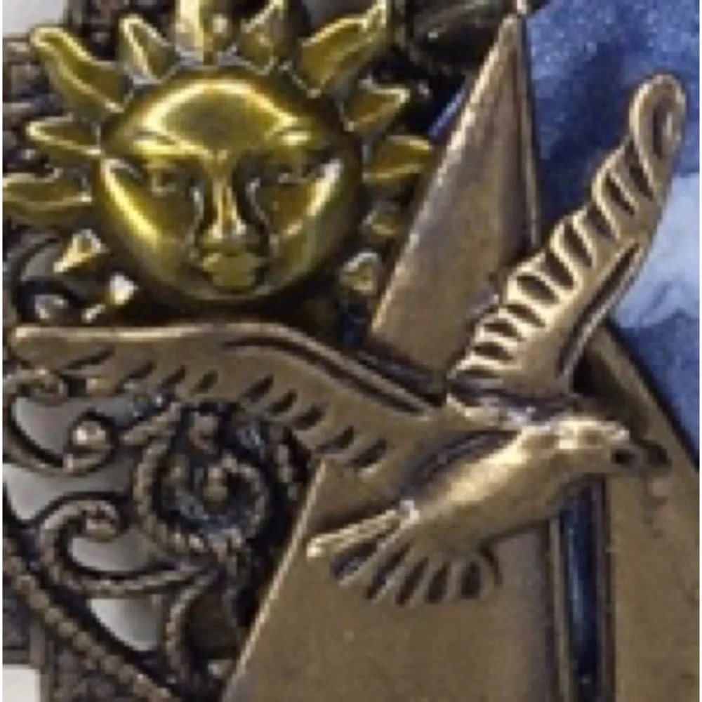 Vintage Montage Designs Nautical Brass Tone Sailing Brooch